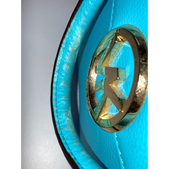 MICHAEL KORS, LARGE BLUE PEBBLED LEATHER HANDBAG - Picture 5 of 16